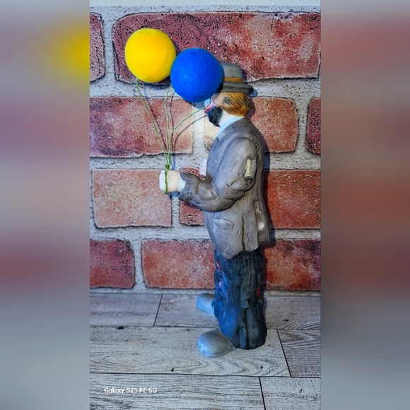 EMMETT KELLY JR. CLOWN - Picture 4 of 5